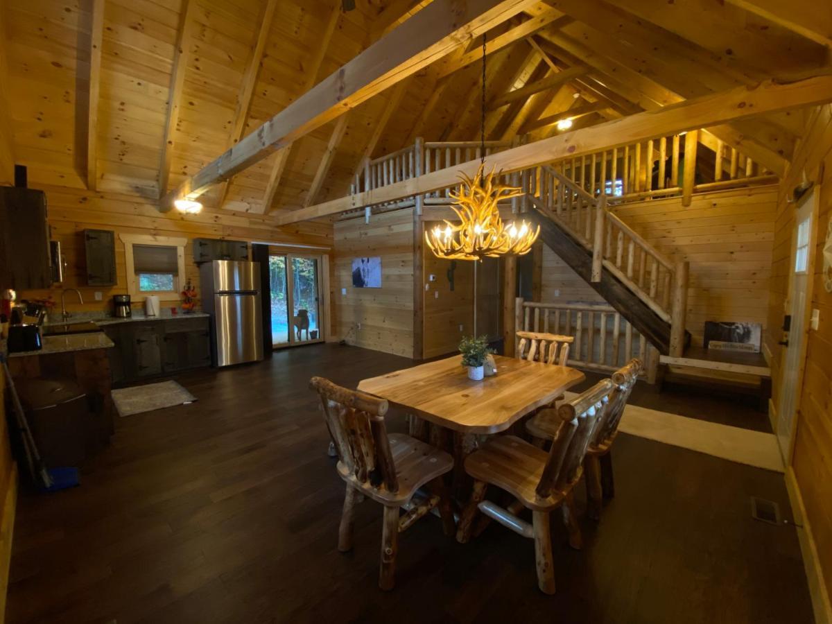 Pine Creek Cabins & Camping Resort South Bloomingville ภายนอก รูปภาพ