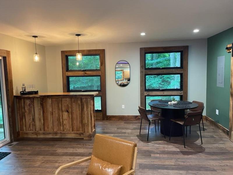 Pine Creek Cabins & Camping Resort South Bloomingville ภายนอก รูปภาพ