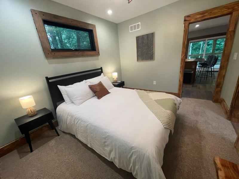 Pine Creek Cabins & Camping Resort South Bloomingville ภายนอก รูปภาพ
